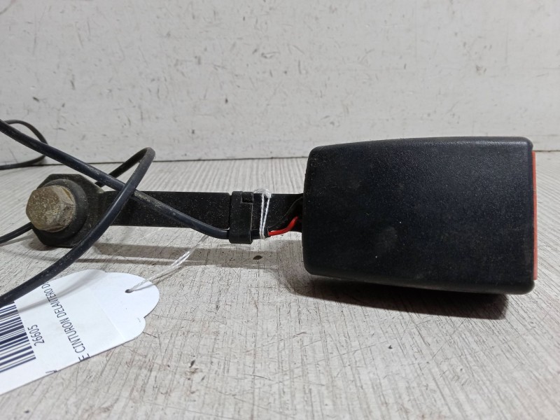 Recambio de anclaje cinturon delantero derecho para fiat stilo van (192_) 1.9 jtd (192dxf1a) referencia OEM IAM   