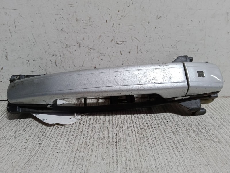 Recambio de maneta exterior puerta trasera derecha para chevrolet aveo / kalos hatchback (t200) 1.2 referencia OEM IAM   