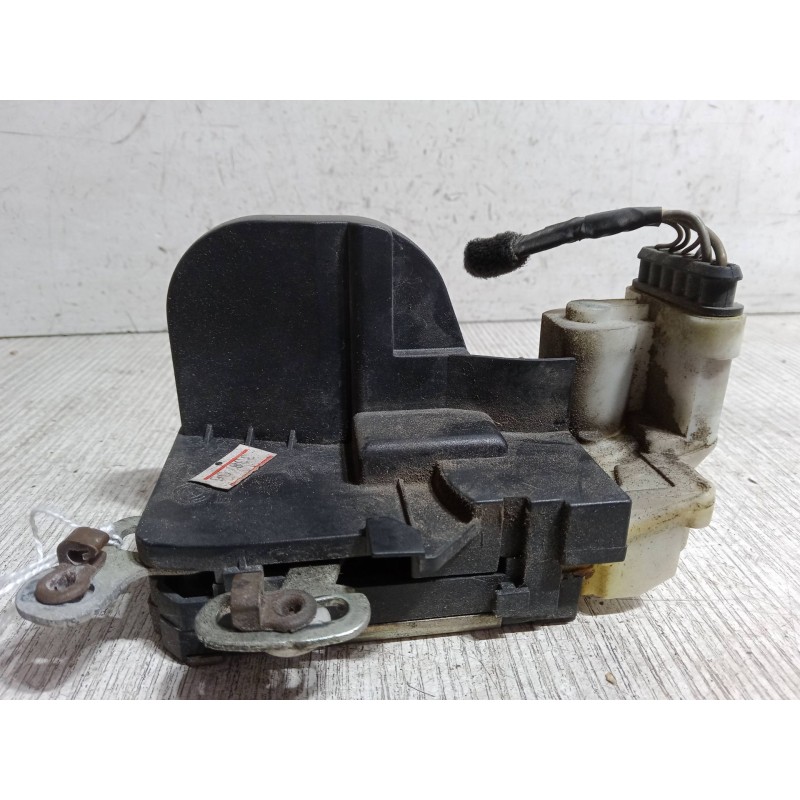 Recambio de cerradura derecha 3p para alfa romeo 147 (937_) 1.6 16v t.spark eco (937.axa1a, 937.bxa1a) referencia OEM IAM   