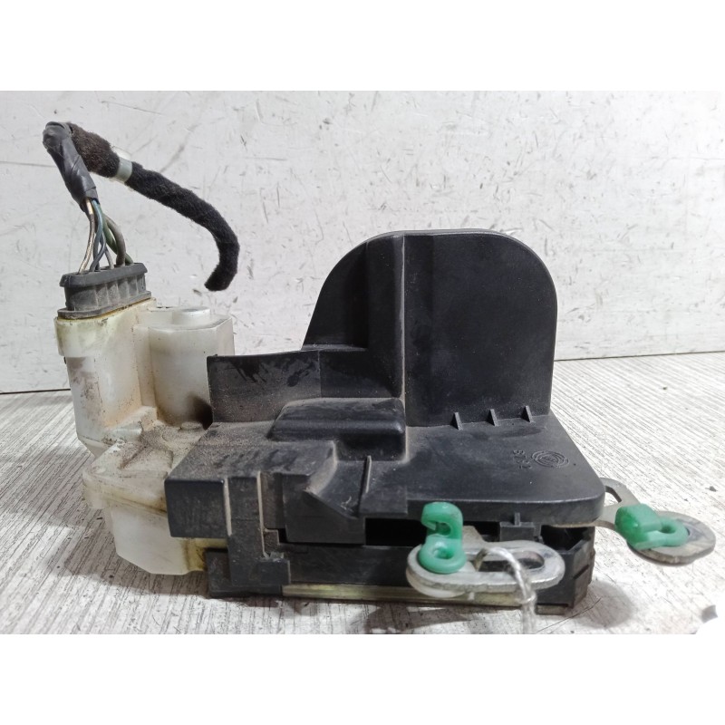 Recambio de cerradura izquierda 3p para alfa romeo 147 (937_) 1.6 16v t.spark eco (937.axa1a, 937.bxa1a) referencia OEM IAM 0490