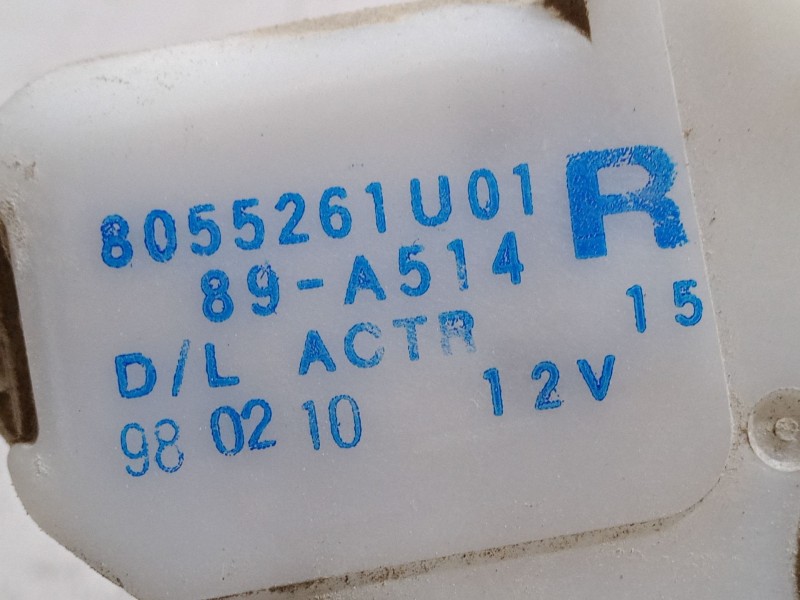 Recambio de cerradura puerta delantera derecha para nissan vanette cargo furgoneta (hc 23) 2.3 d referencia OEM IAM 8055261U01  