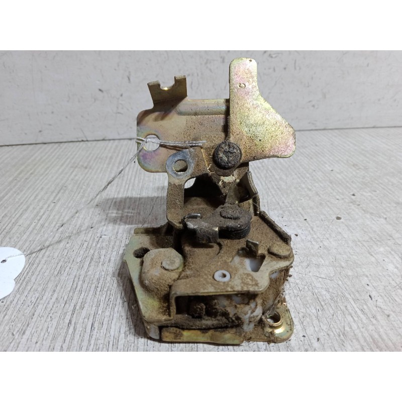 Recambio de cerradura puerta corredera derecha para nissan vanette cargo furgoneta (hc 23) 2.3 d referencia OEM IAM   
