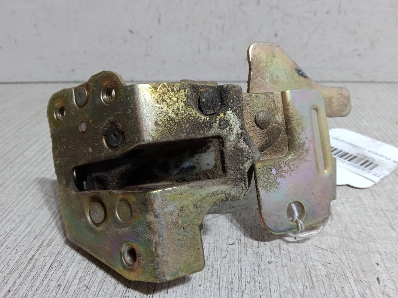 Recambio de cerradura puerta corredera derecha para nissan vanette cargo furgoneta (hc 23) 2.3 d referencia OEM IAM   