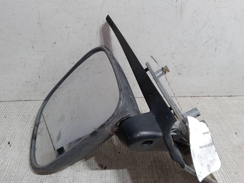Recambio de retrovisor izquierdo para nissan vanette cargo furgoneta (hc 23) 2.3 d referencia OEM IAM   