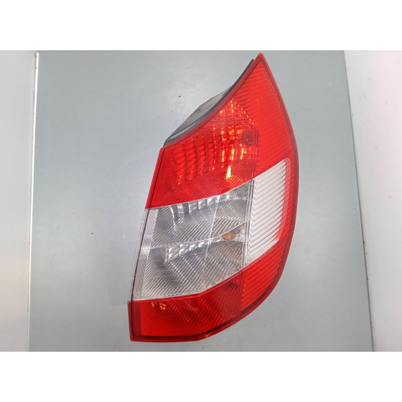 Recambio de piloto trasero derecho para renault scénic ii (jm0/1_) 2.0 (jm05, jm0u, jm1n, jm1u, jm2v) referencia OEM IAM   