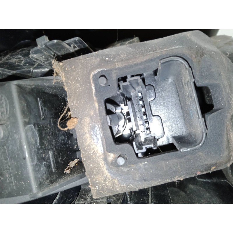 Recambio de piloto trasero derecho para renault scénic ii (jm0/1_) 2.0 (jm05, jm0u, jm1n, jm1u, jm2v) referencia OEM IAM   