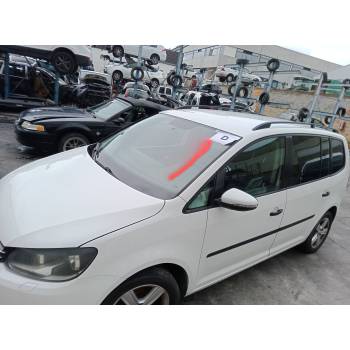 VOLKSWAGEN TOURAN (1T3)