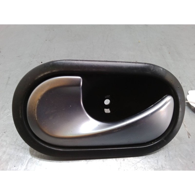 Recambio de maneta interior puerta delantera izquierda para renault scénic ii (jm0/1_) 1.5 dci (jm1e, jm16) referencia OEM IAM  