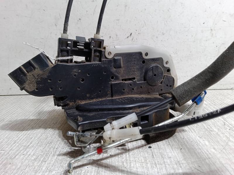 CERRADURA PUERTA DELANTERA IZQUIERDA 