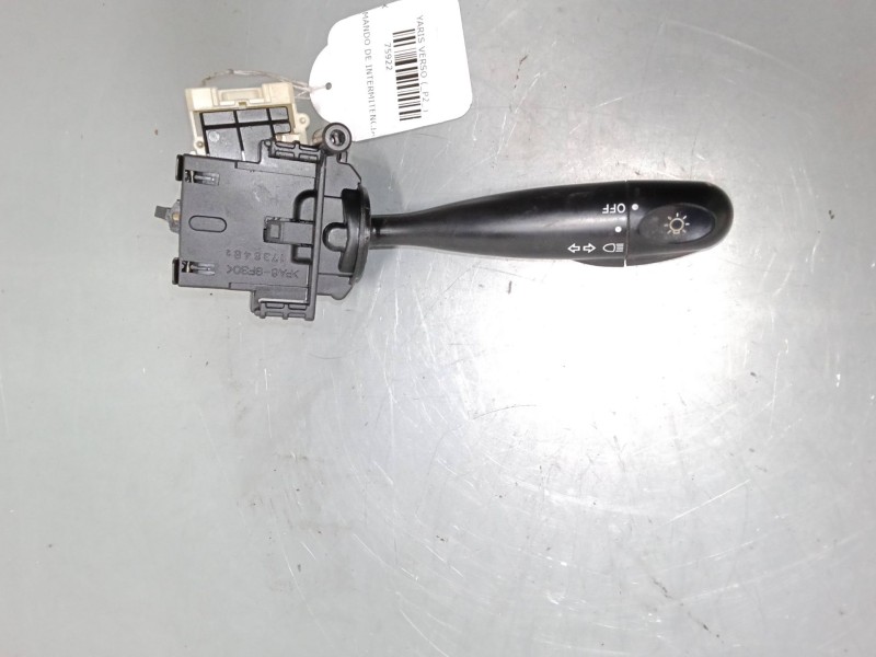 Recambio de mando de intermitencia para toyota yaris verso (_p2_) 1.3 (ncp20_, ncp22_) referencia OEM IAM   