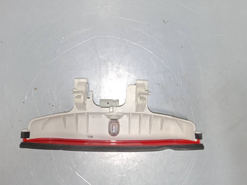 Recambio de luz central de freno para mazda 3 (bl) 1.6 mz-cd (bl14) referencia OEM IAM   