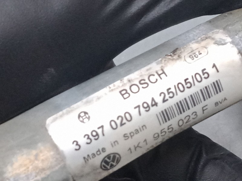 Recambio de motor limpia delantero para volkswagen golf v (1k1) 1.6 referencia OEM IAM 1Q1955119C  