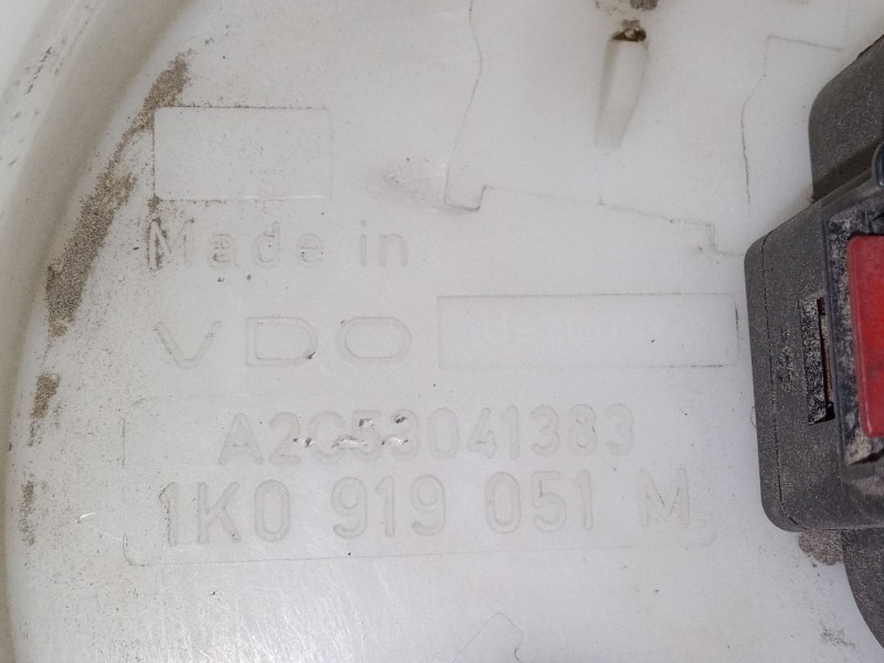Recambio de bomba combustible para volkswagen golf v (1k1) 1.6 referencia OEM IAM 1K0919051M  