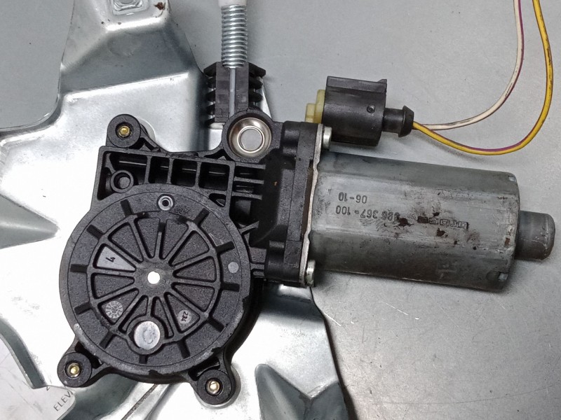 Recambio de elevalunas electrico delantero derecho para ford transit connect (p65_, p70_, p80_) 1.8 tdci referencia OEM IAM 2T14