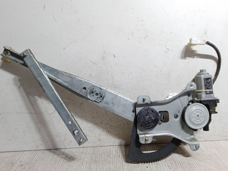 Recambio de elevalunas electrico delantero izquierdo para chevrolet aveo / kalos sedán (t200) 1.4 referencia OEM IAM 96652141  