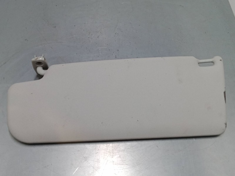 Recambio de parasol derecho para seat leon (1p1) 1.6 referencia OEM IAM 5P0857552T2F4  