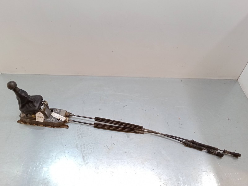 Recambio de palanca cambio para seat leon (1p1) 1.6 referencia OEM IAM 1K0711049AR  