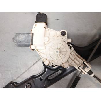 ELEVALUNAS ELECTRICO DELANTERO DERECHO 7067796S 