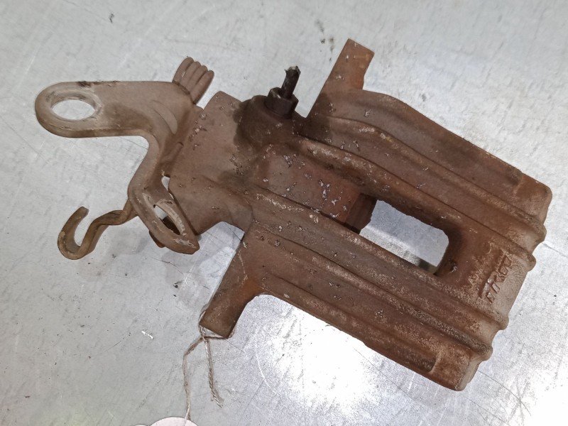 Recambio de pinza freno trasera derecha para seat leon (1p1) 1.6 referencia OEM IAM 1K0615424J  