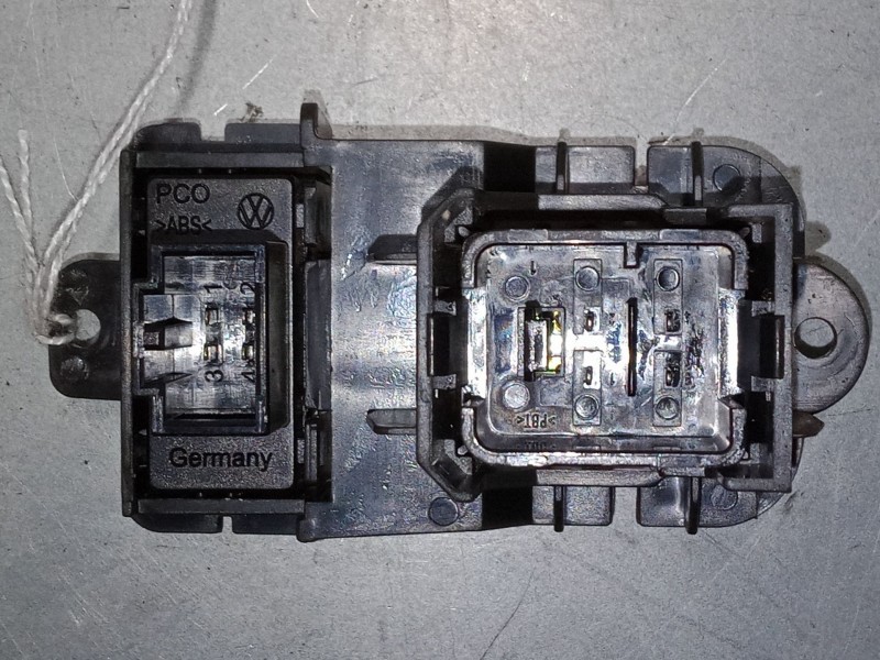 Recambio de warning para seat leon (1p1) 1.6 referencia OEM IAM 5P0953235B  