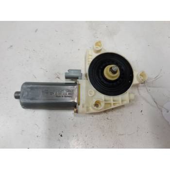 MOTOR ELEVALUNA DELANTERO IZQUIERDO 