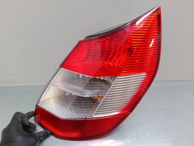 Recambio de piloto trasero derecho para renault scénic ii (jm0/1_) 1.6 16v (jm1r) referencia OEM IAM 8200493375  