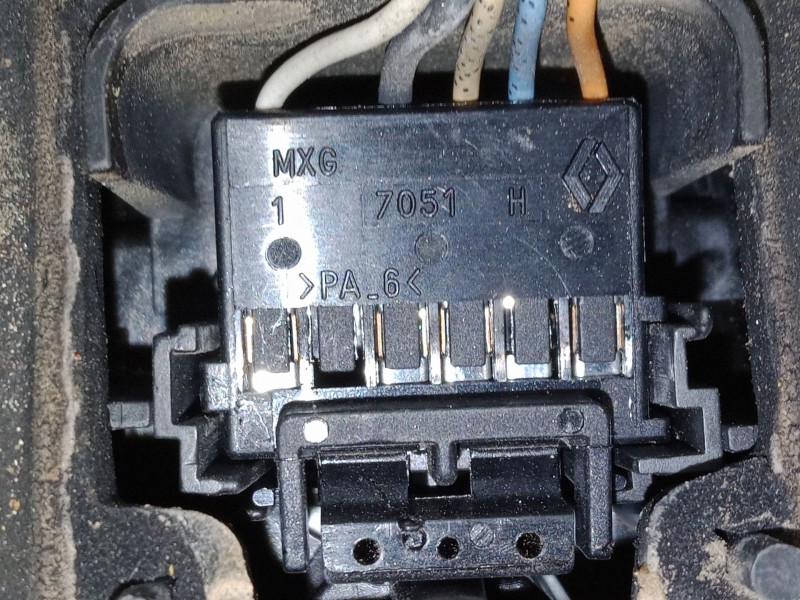 Recambio de piloto trasero derecho para renault scénic ii (jm0/1_) 1.6 16v (jm1r) referencia OEM IAM 8200493375  