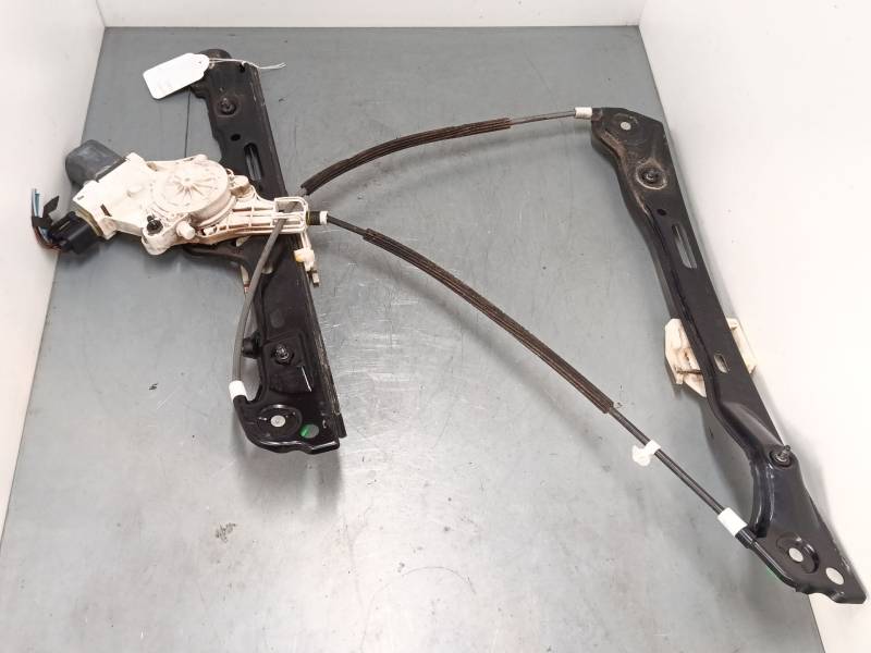 ELEVALUNAS ELECTRICO DELANTERO IZQUIERDO 7067795S 