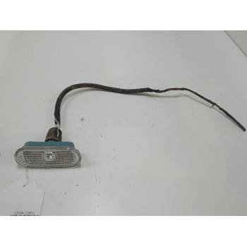 INTERMITENTE LATERAL IZQUIERDO 