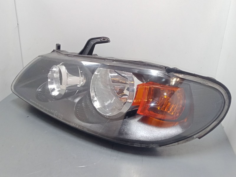 Recambio de faro izquierdo para nissan almera ii hatchback (n16) 2.2 dci referencia OEM IAM   