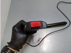 Recambio de anclaje cinturon delantero derecho para opel tigra twintop (x04) 1.4 (r97) referencia OEM IAM    2