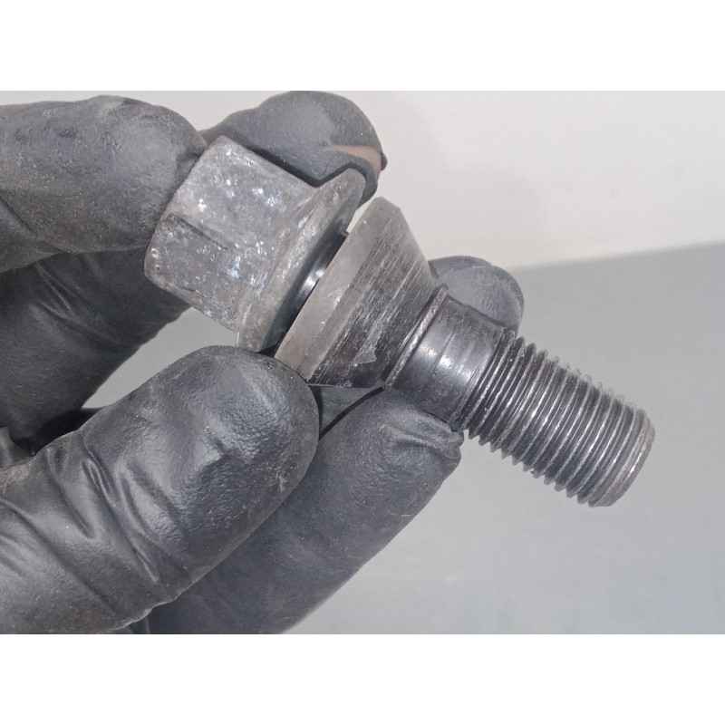 Recambio de pack 5 tornillos llanta aluminio bmw - vaso 19 para bmw x5 (e53) 3.0 d referencia OEM IAM   