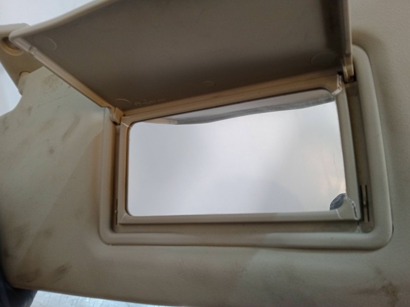 Recambio de parasol izquierdo para nissan micra iii (k12) 1.2 16v referencia OEM IAM   