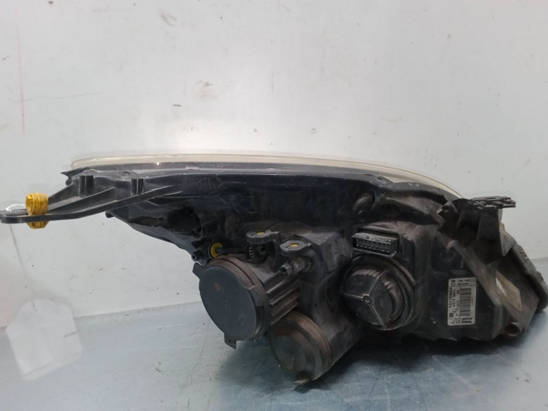 Recambio de faro izquierdo para opel vectra c gts (z02) 1.9 cdti (f68) referencia OEM IAM 13170924  