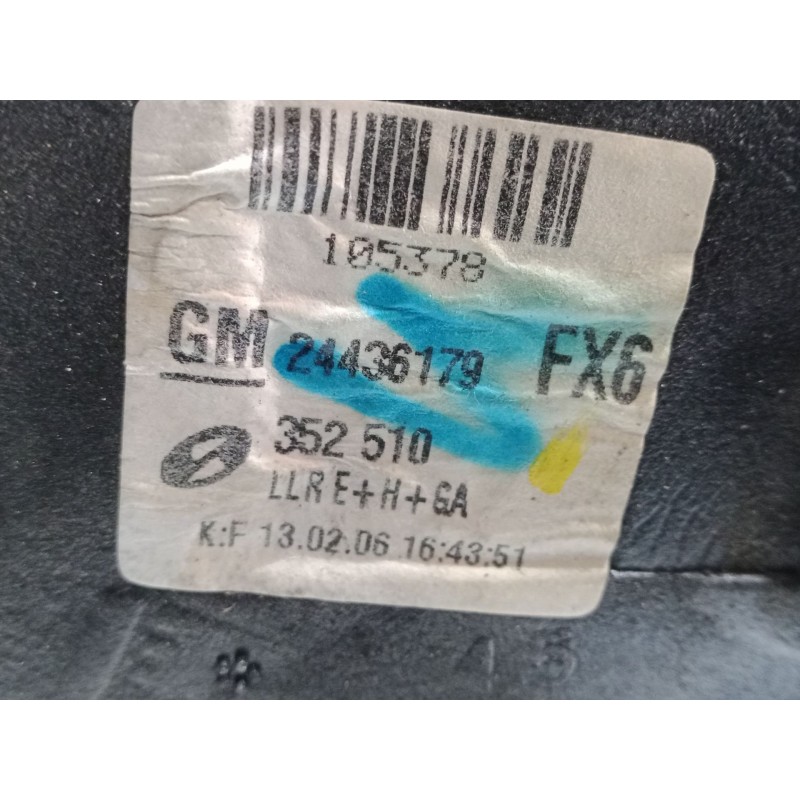 Recambio de retrovisor electrico derecho para opel vectra c gts (z02) 1.9 cdti (f68) referencia OEM IAM 352510  