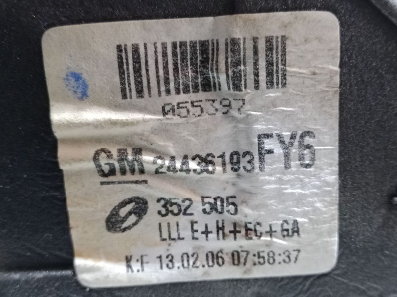 Recambio de retrovisor electrico izquierdo para opel vectra c gts (z02) 1.9 cdti (f68) referencia OEM IAM 24436193  