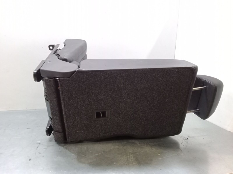 Recambio de asiento trasero para volkswagen tiguan (5n_) 2.0 tdi referencia OEM IAM   