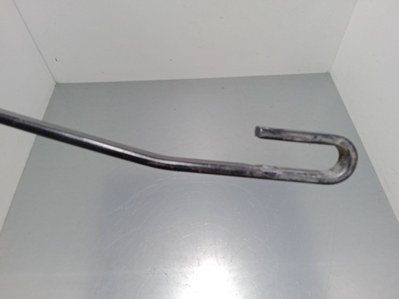 Recambio de brazo limpia delantero izquierdo para seat ibiza iii (6l1) 1.4 16v referencia OEM IAM   