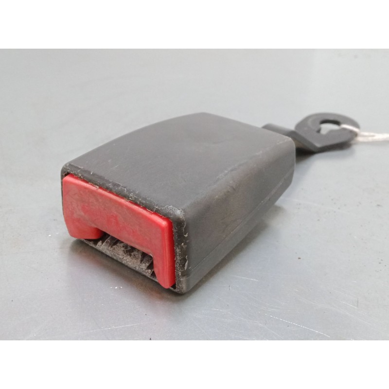 Recambio de anclaje cinturon delantero izquierdo para fiat punto (188_) 1.2 60 (188.030, .050, .130, .150, .230, .250) referenci