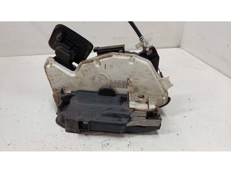 CERRADURA PUERTA DELANTERA DERECHA 5K1837016E 