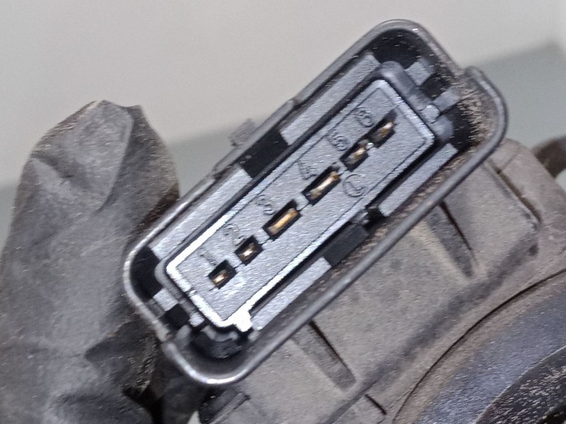 Recambio de caudalimetro para ford fiesta v (jh_, jd_) 1.4 tdci referencia OEM IAM 9642212180  