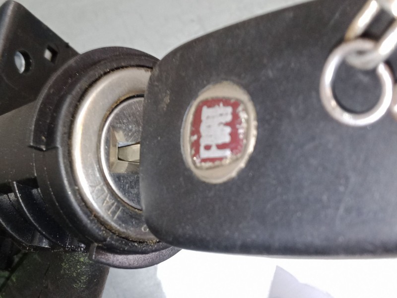 Recambio de clausor para fiat bravo ii (198_) 1.4 (198axa1b) referencia OEM IAM 51793869  