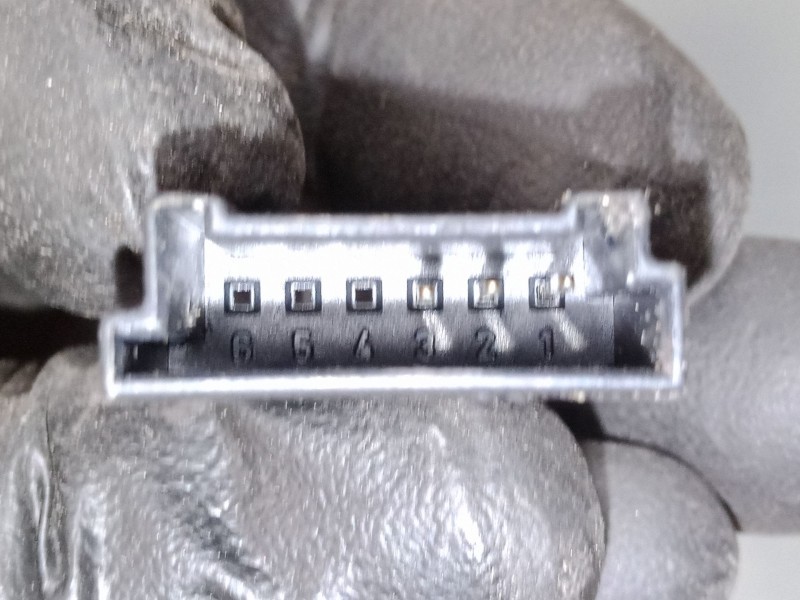 Recambio de mando radio para audi a4 b7 avant (8ed) 2.0 tdi referencia OEM IAM 4F0951527C5PR  