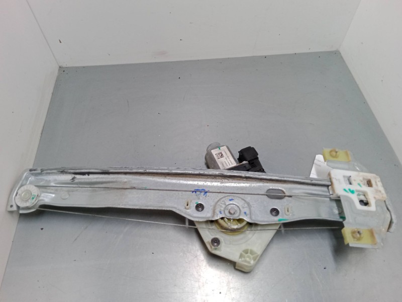 Recambio de elevalunas electrico delantero izquierdo para ford ka+ iii (uk, fk) 1.2 referencia OEM IAM 402654F  