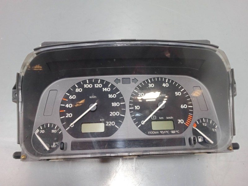 Recambio de cuadro instrumentos para volkswagen golf iii (1h1) 1.6 referencia OEM IAM 5892325900  
