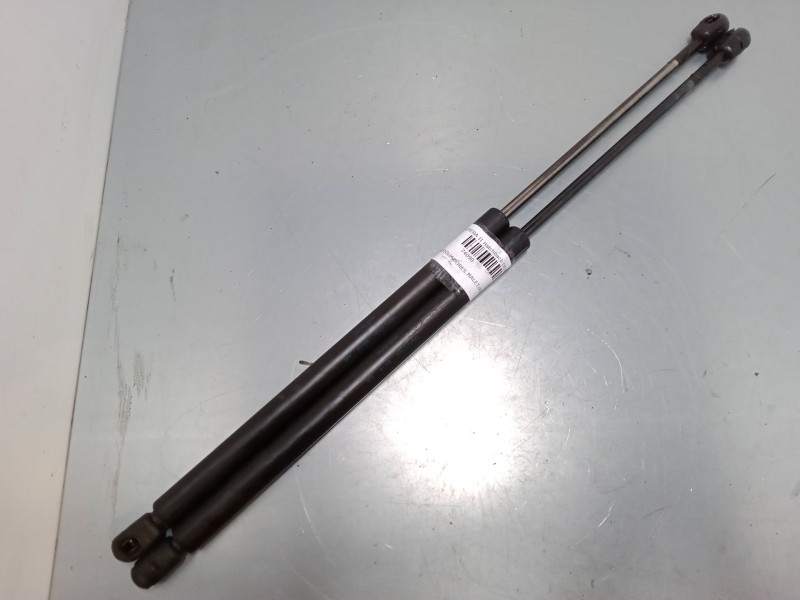 Recambio de amortiguadores malet/porton para nissan almera ii hatchback (n16) 2.2 dci referencia OEM IAM   