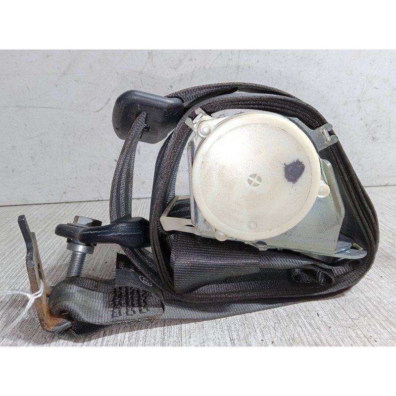 Recambio de cinturon seguridad trasero izquierdo para renault clio iii (br0/1, cr0/1) 1.5 dci referencia OEM IAM   