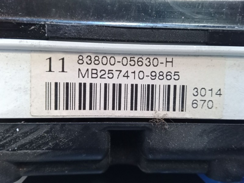 Recambio de cuadro instrumentos para toyota avensis station wagon (_t25_) 2.0 d-4d (cdt250_) referencia OEM IAM 8380005630h  MB2