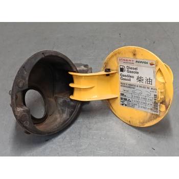 TAPA EXTERIOR COMBUSTIBLE 