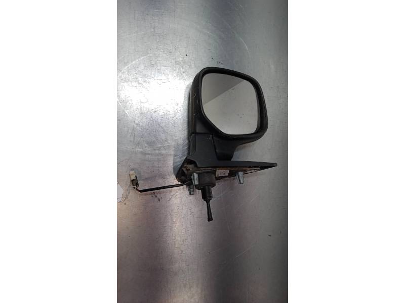 RETROVISOR IZQUIERDO 